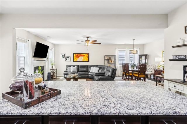 216 Laurelcrest Lane, Dallas, GA 30132