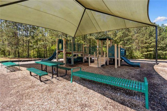 216 Laurelcrest Lane, Dallas, GA 30132