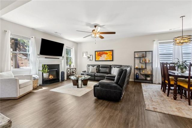 216 Laurelcrest Lane, Dallas, GA 30132