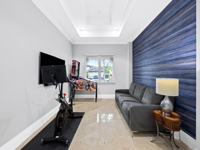 661 Cardinal Street, Plantation, FL 33324