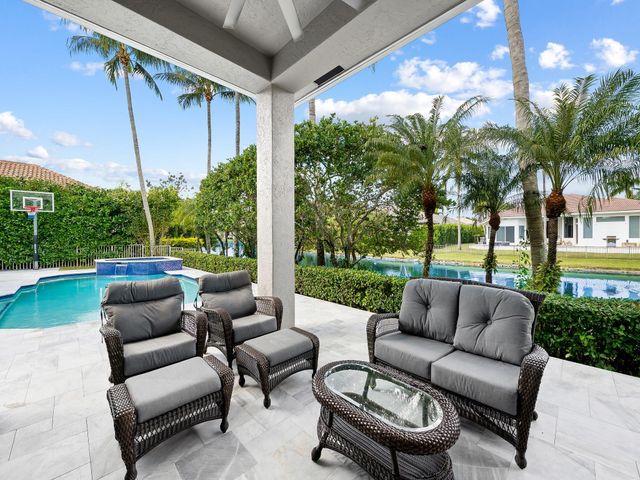 661 Cardinal Street, Plantation, FL 33324