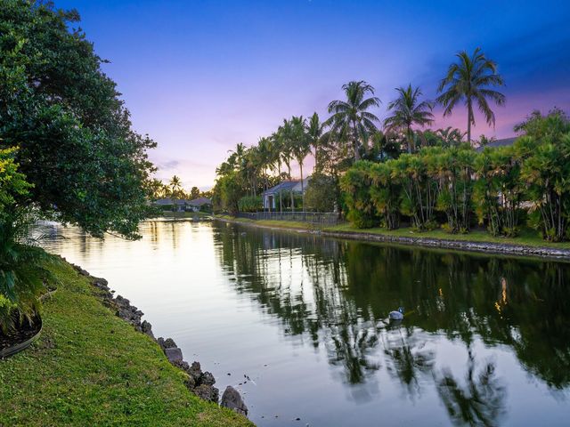 661 Cardinal Street, Plantation, FL 33324