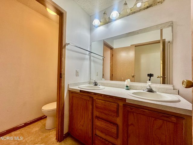 737 Tecumseh Street, Toledo, OH 43604
