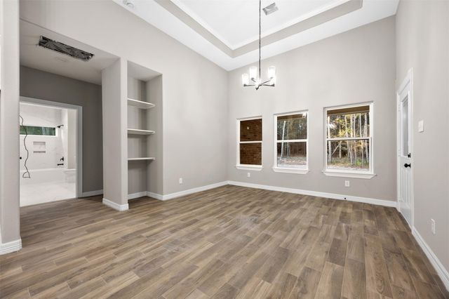 105 Wood Forest Lane, Huntsville, TX 77340
