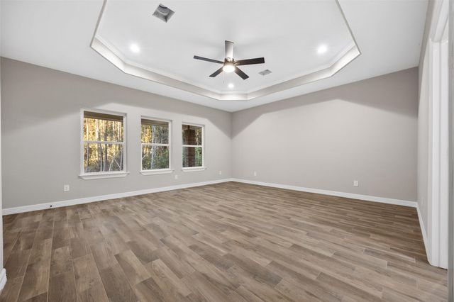 105 Wood Forest Lane, Huntsville, TX 77340