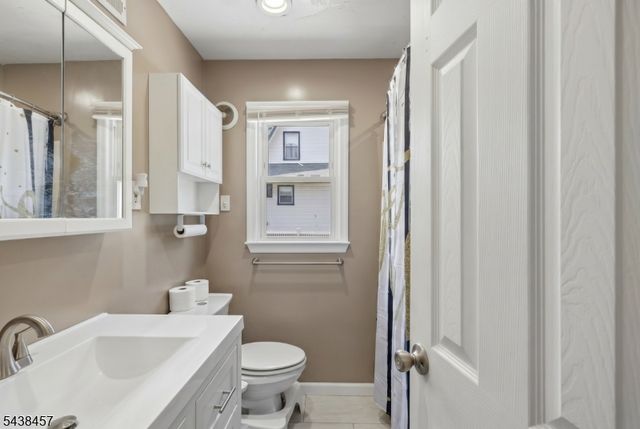 1 Franklin Pl, Hackensack City, NJ 07601