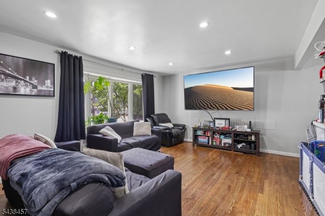 1 Franklin Pl, Hackensack City, NJ 07601
