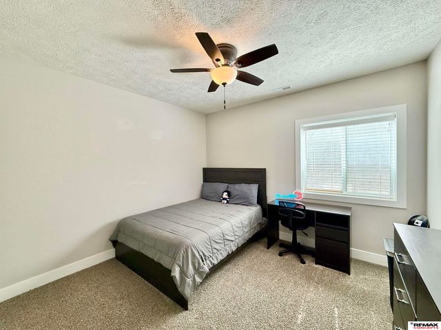 7911 Lena Street, Lincoln, NE 68516