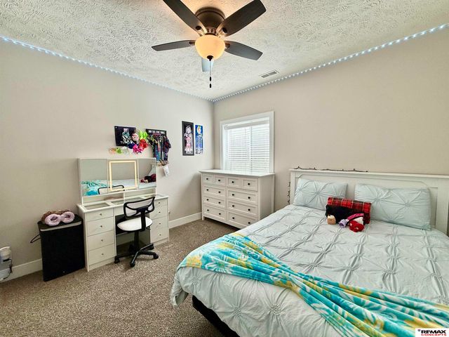 7911 Lena Street, Lincoln, NE 68516