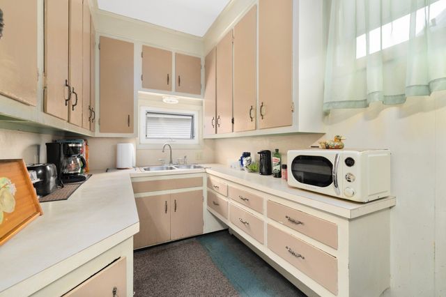 109 Barre Street, Fall River, MA 02723
