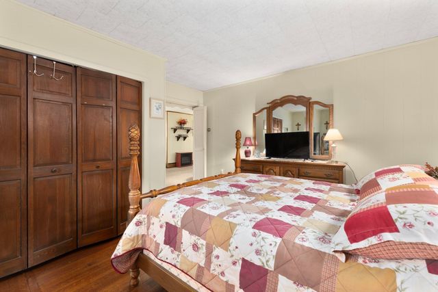 109 Barre Street, Fall River, MA 02723