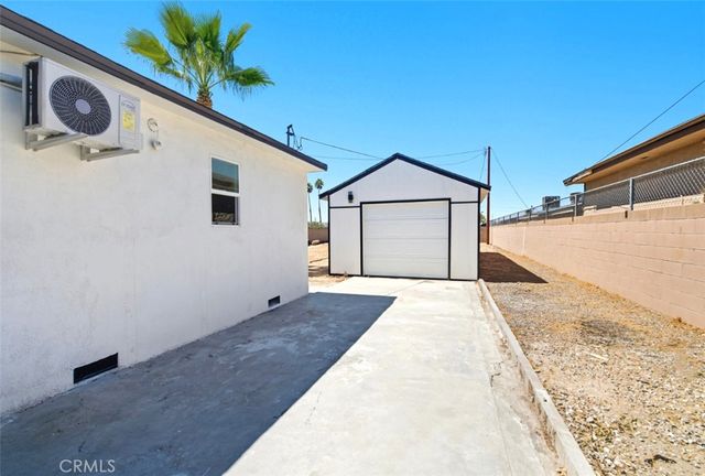 139 N Tahquitz, Hemet, CA 92543