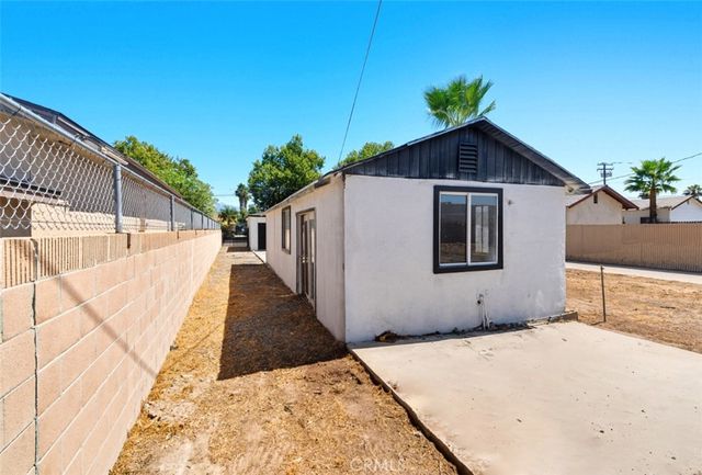 139 N Tahquitz, Hemet, CA 92543