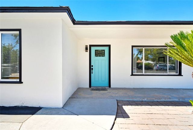 139 N Tahquitz, Hemet, CA 92543