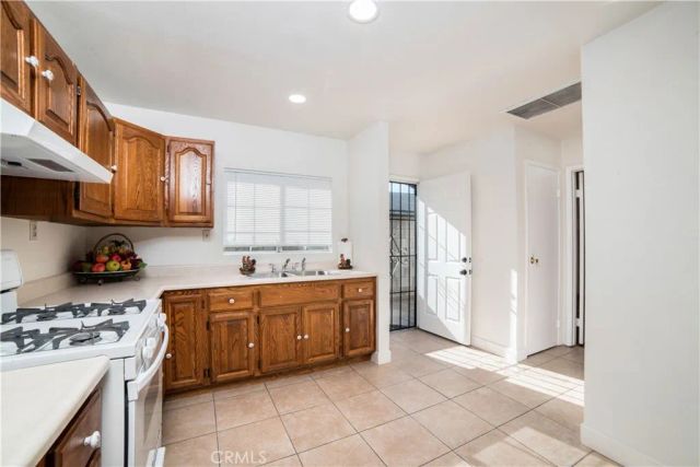 794 Chadwick Court, Pomona, CA 91766