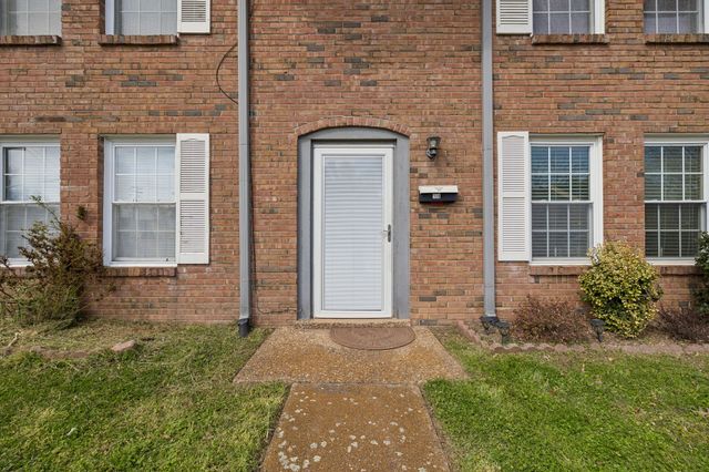 5510 Country Dr Apt 108, Nashville, TN 37211