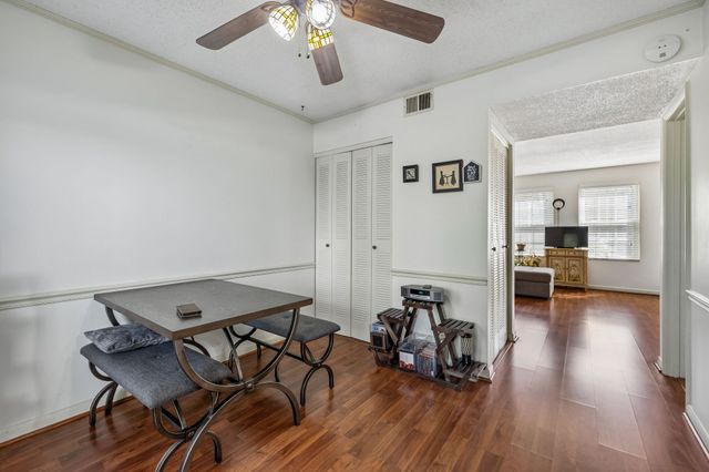 5510 Country Dr Apt 108, Nashville, TN 37211