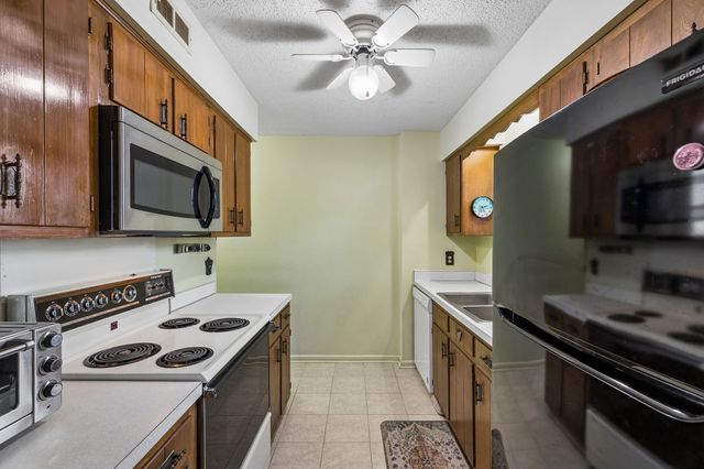 5510 Country Dr Apt 108, Nashville, TN 37211
