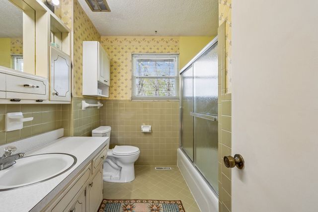 5510 Country Dr Apt 108, Nashville, TN 37211