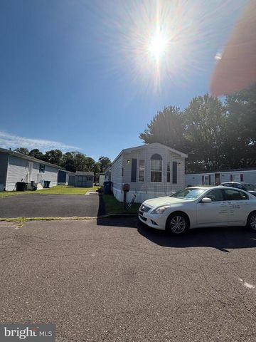 6319 FULLER DR, Morrisville, PA 19067