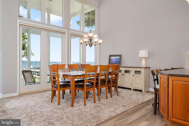 952 CHESTER RIVER DR, Grasonville, MD 21638