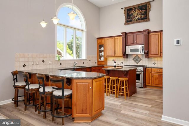 952 CHESTER RIVER DR, Grasonville, MD 21638