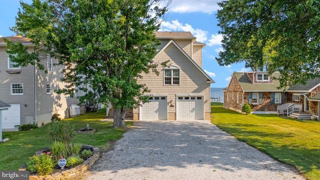 952 CHESTER RIVER DR, Grasonville, MD 21638