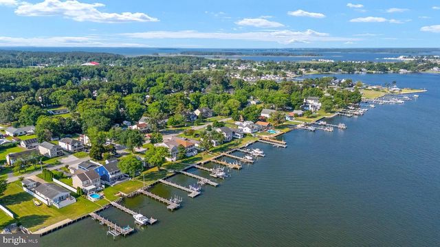 952 CHESTER RIVER DR, Grasonville, MD 21638