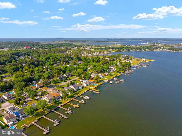 952 CHESTER RIVER DR, Grasonville, MD 21638