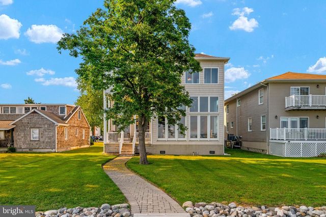 952 CHESTER RIVER DR, Grasonville, MD 21638