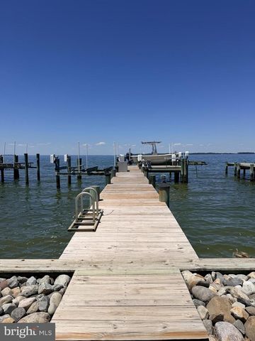 952 CHESTER RIVER DR, Grasonville, MD 21638