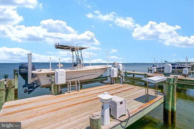 952 CHESTER RIVER DR, Grasonville, MD 21638