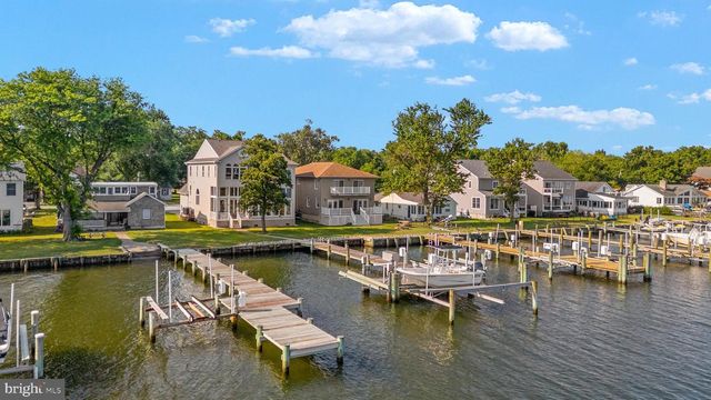 952 CHESTER RIVER DR, Grasonville, MD 21638