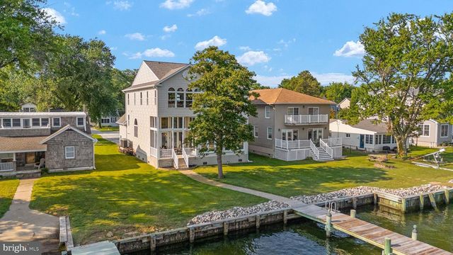 952 CHESTER RIVER DR, Grasonville, MD 21638