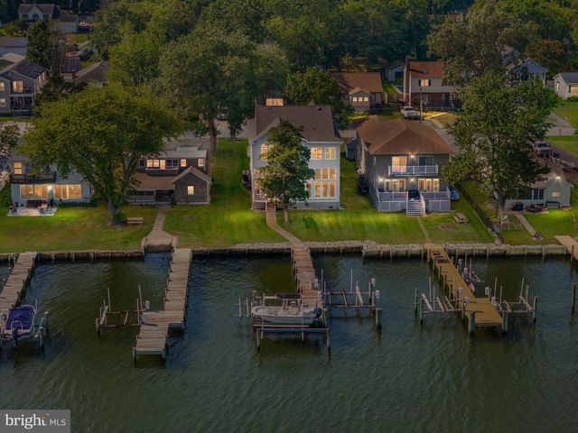 952 CHESTER RIVER DR, Grasonville, MD 21638