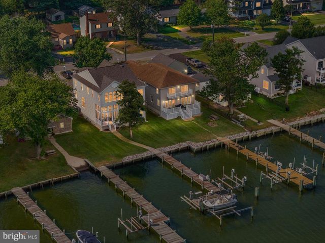 952 CHESTER RIVER DR, Grasonville, MD 21638
