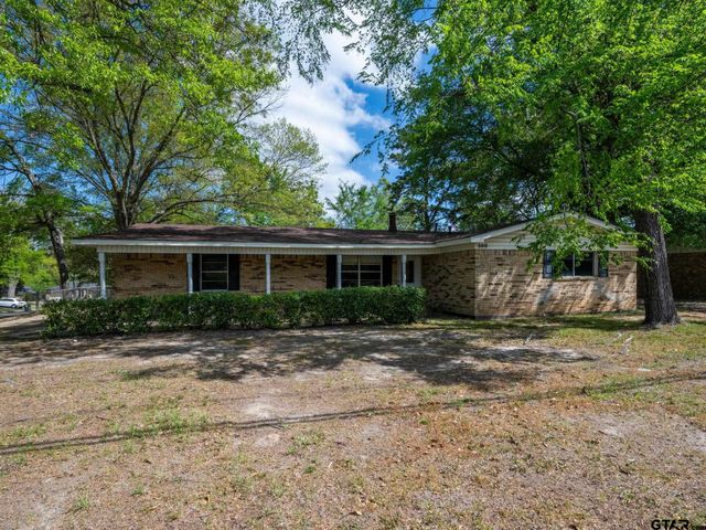 300 Robert E. Lee, Tyler, TX 75703