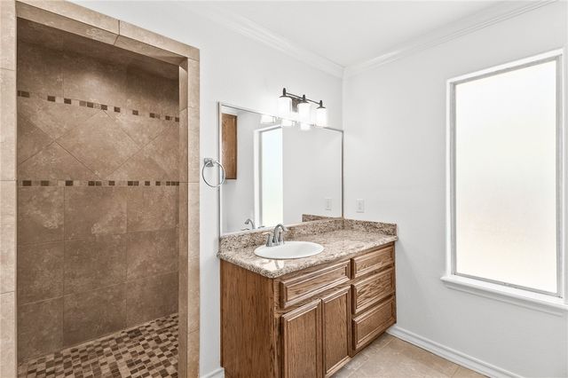 3829 Holland Dr, Corpus Christi, TX 78418