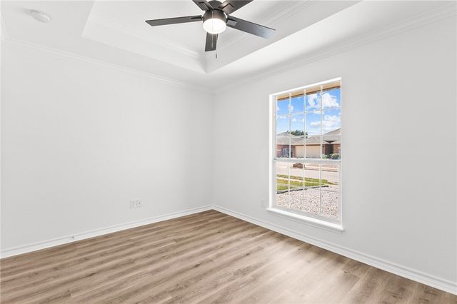 3829 Holland Dr, Corpus Christi, TX 78418