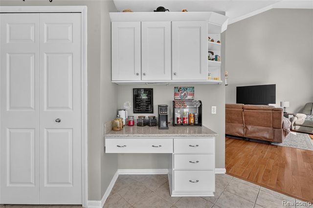 8805 Pebble Creek Drive, Pinckney, MI 48169