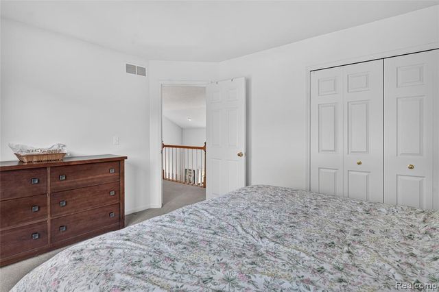 8805 Pebble Creek Drive, Pinckney, MI 48169