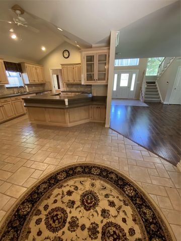 1415 Red Oak Circle, Farmersville, TX 75442