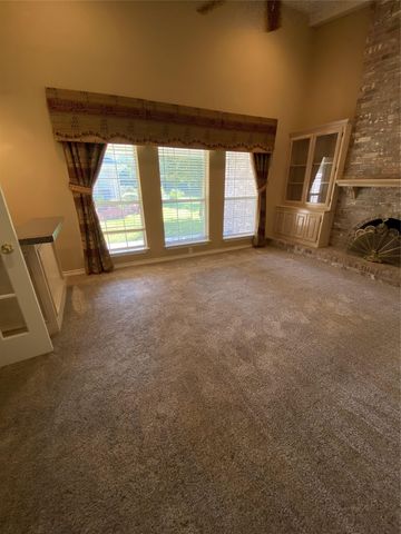 1415 Red Oak Circle, Farmersville, TX 75442