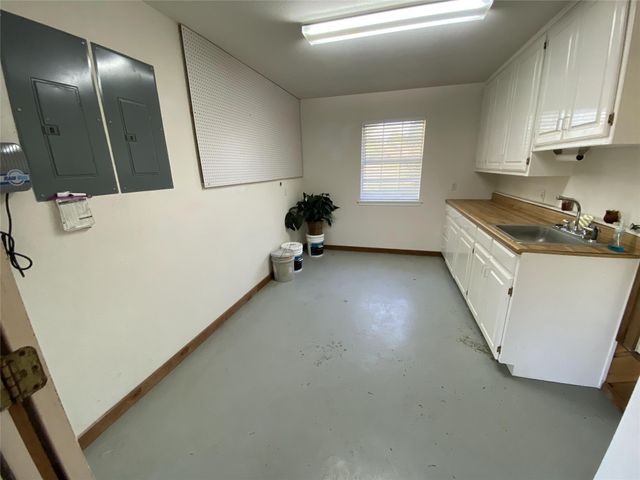 1415 Red Oak Circle, Farmersville, TX 75442