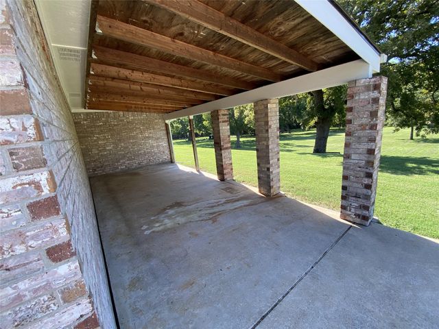 1415 Red Oak Circle, Farmersville, TX 75442