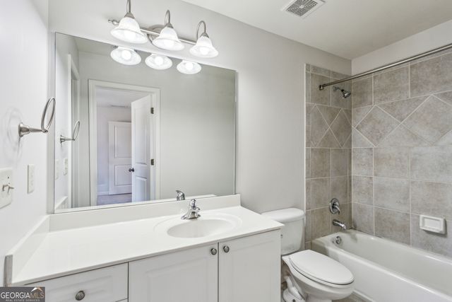 1078 Meadow Brook Drive, Woodstock, GA 30188