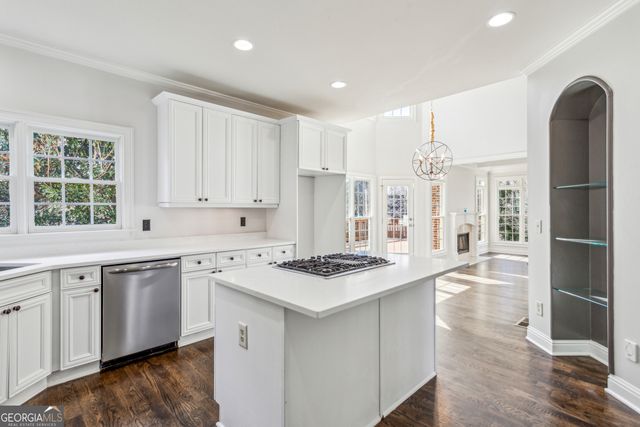 1078 Meadow Brook Drive, Woodstock, GA 30188