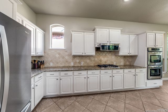 107 Red Alder Trail, San Antonio, TX 78256