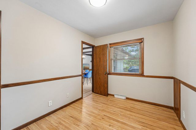 1316 Kilmer Avenue, Saint Louis Park, MN 55426