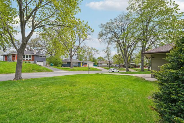 1316 Kilmer Avenue, Saint Louis Park, MN 55426
